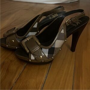 Burberry Slingbacks